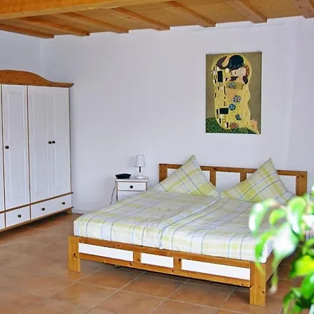 In Unzenberg Hunsrueck By Interhome Appartement *