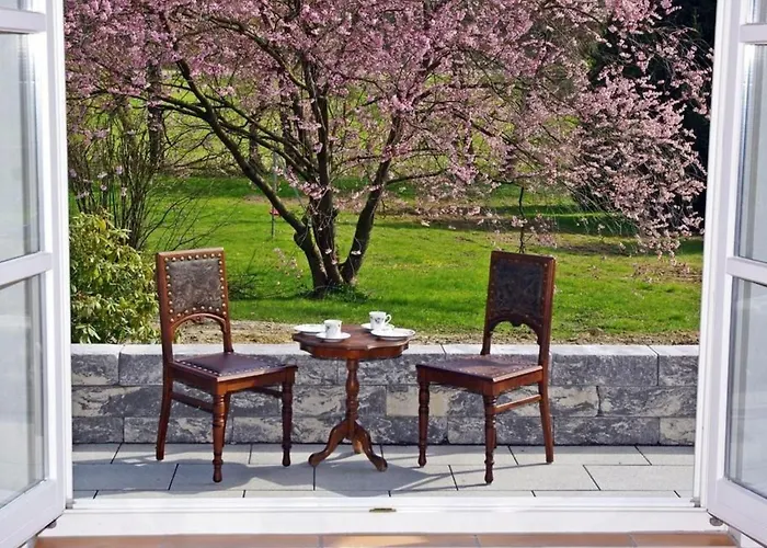 アパート In Unzenberg Hunsrueck By Interhome